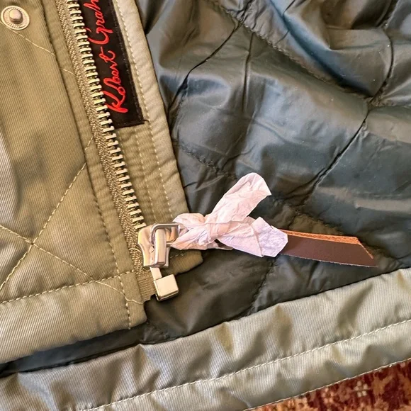 Robert Graham NWT size small mens quilted water repellent color is forest jacket